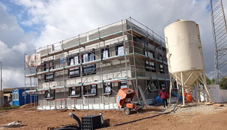 Buerogebaeude-in-Eltmann-768x442